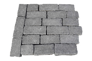 Kassei d.grijs graniet G54N gebr. 12x20-30x5 130kg/m²