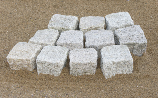 Kassei Graniet aziatisch 9x11 geel  100st/192kg/m² B053